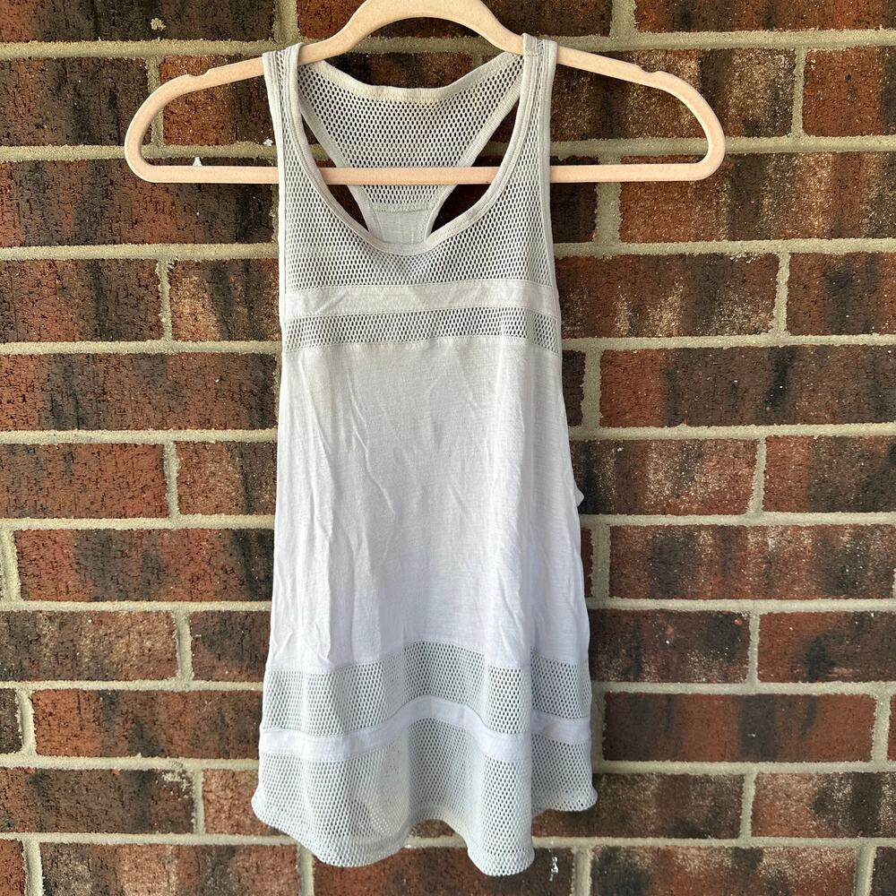 Sm ALO Yoga Ella Racerback Mesh Cutout Tank Top Light Gray Athleisure Pilates